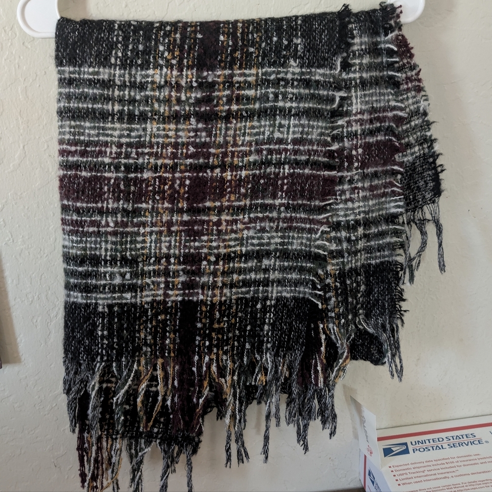 Clearance Sale CCO📍🔥Elegant Black and Gray Cape with Fringe - Picture 8 of 8